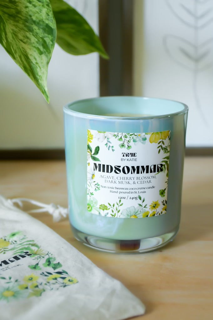 Midsommar Refillable Candle